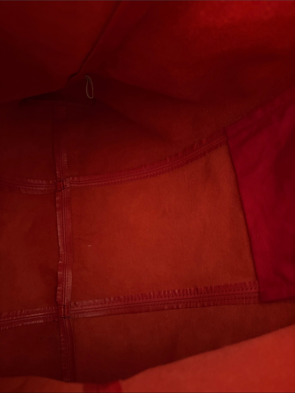 Banana Republic Pale Red Leather Scalloped-Top Tote - Picture 14 of 16